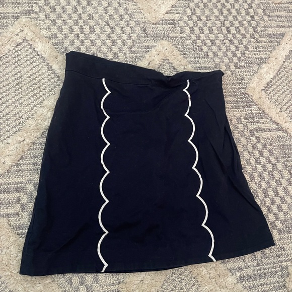 Crown & Ivy Preppy Navy Blue White Skort Skirt Size 2 - Picture 1 of 3